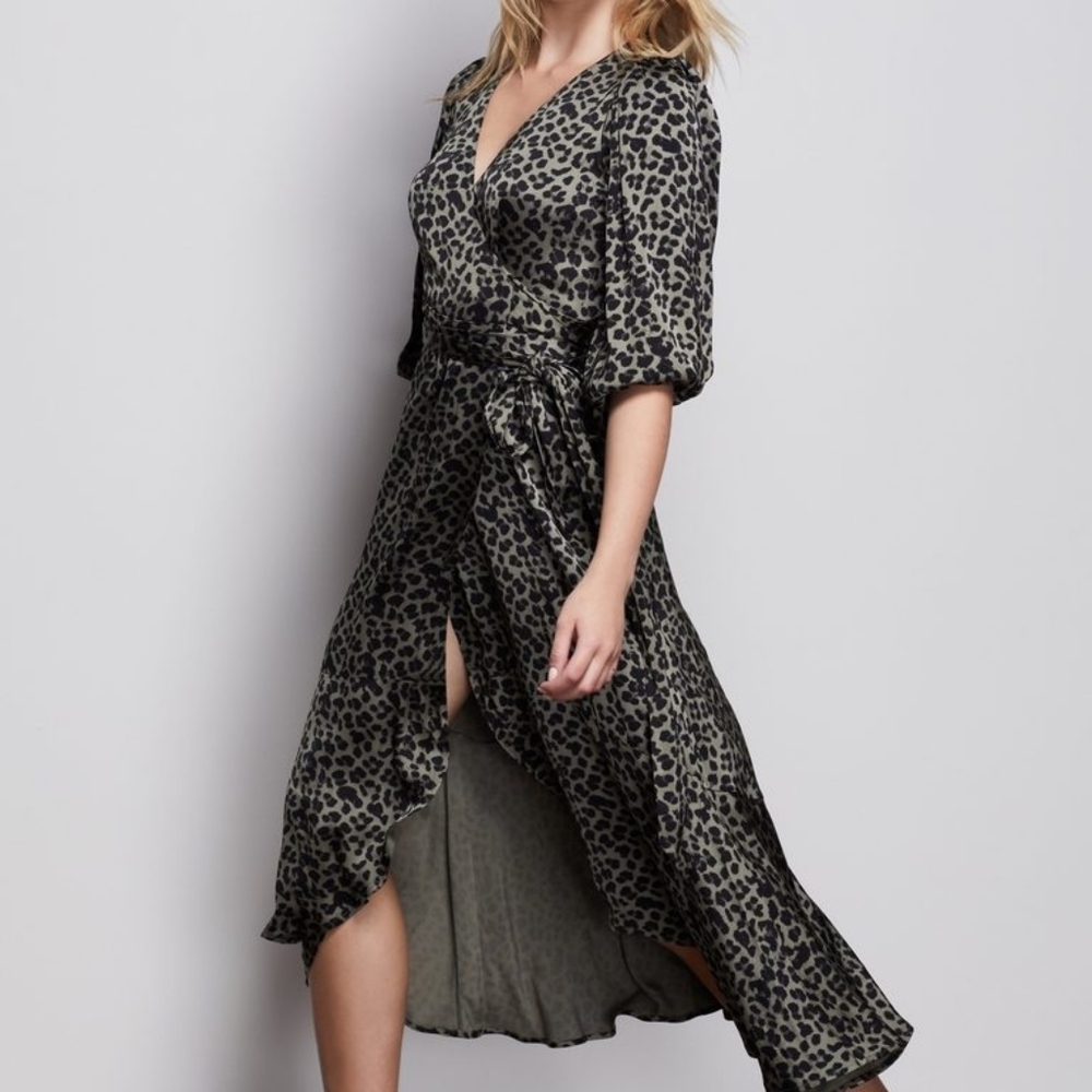 NWT Good American The wrap body leopard dress